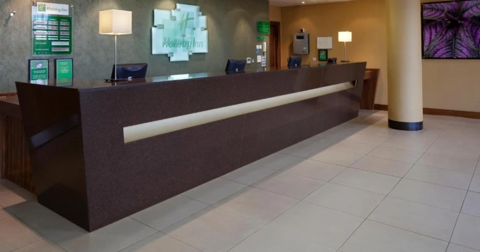 Top Hotels Near Mohegan Sun with Shuttle Service in Uncasville for a Convenient Stay
